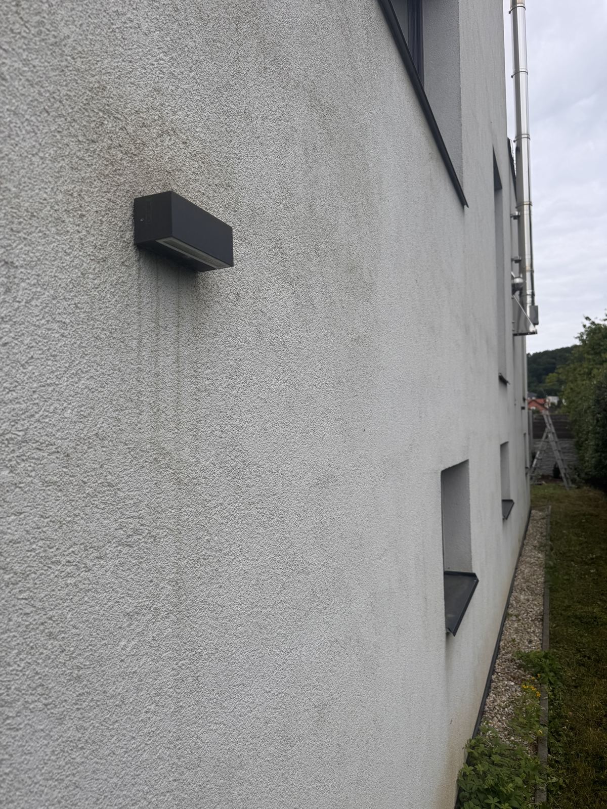 Fasáda Moravské Knínice — foto 1