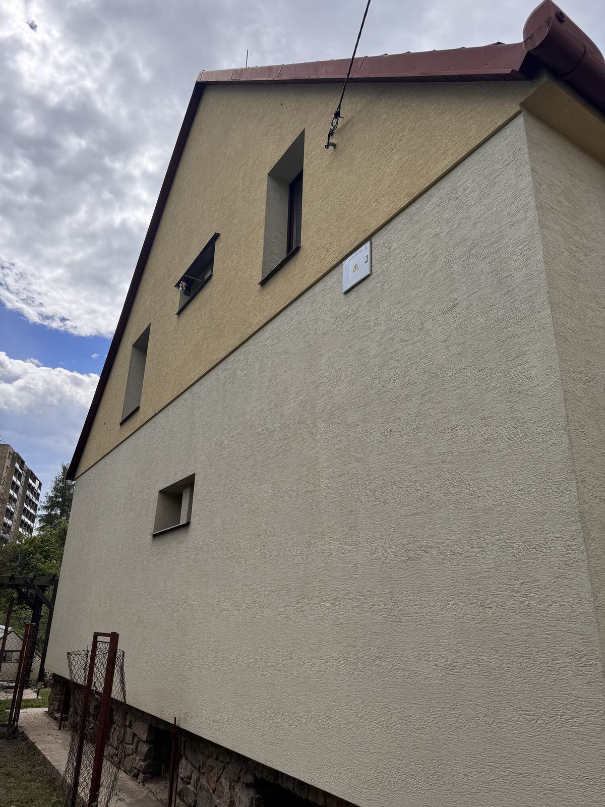 Fasáda Tišnov – Revoluční — foto 10