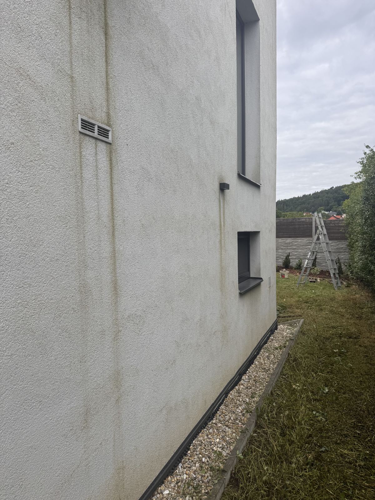 Fasáda Moravské Knínice — foto 3