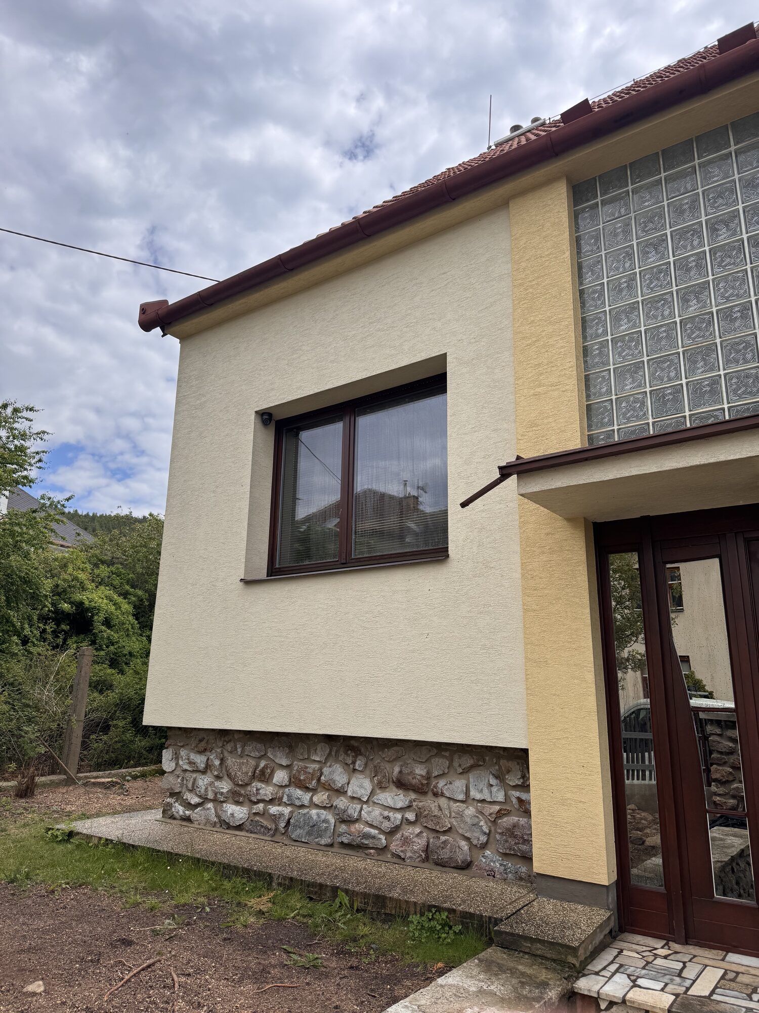 Fasáda Tišnov – Revoluční — foto 8